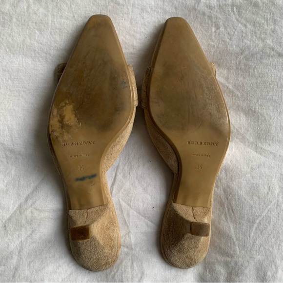Vintage Burberry Buckle Suede Pointy Toe Kitten Heels Mules Tan Cream Brown - Picture 6 of 8